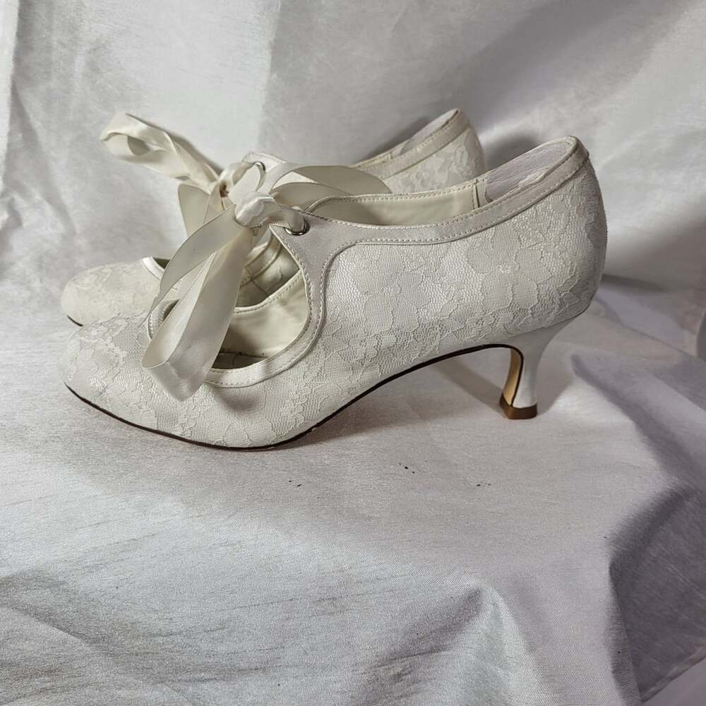 Unbranded Women's Ivory Lace Satin Ribbon Tie Kitten Heel Bridal Shoes Size 39